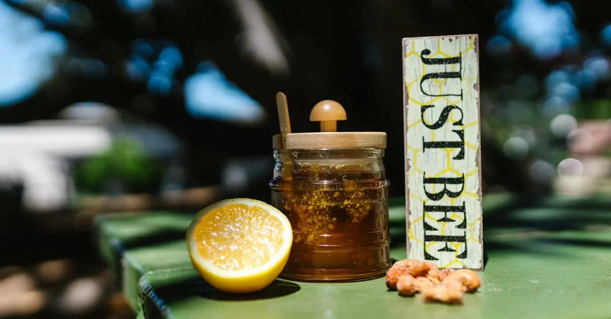 Tout savoir sur le miel de lavande de Provence
